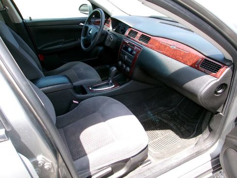 Used 2008 Chevrolet Impala LS FWD image 9