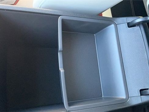 Certified 2025 Kia Sorento EX w/ EX Panoramic Sunroof Package image 35