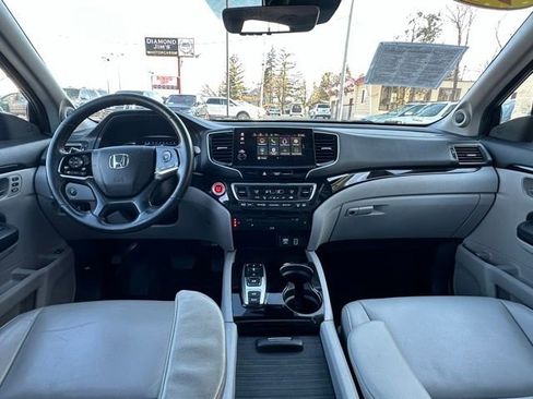 Used 2022 Honda Pilot Touring image 35