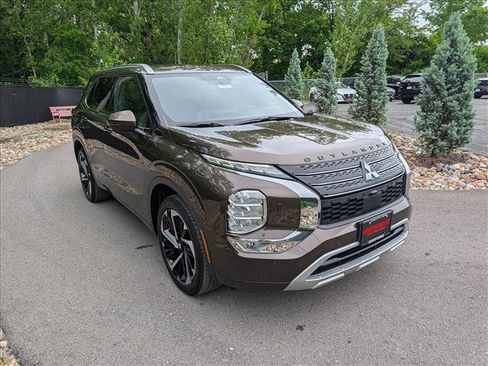 Used 2024 Mitsubishi Outlander SEL AWD/4WD image 7