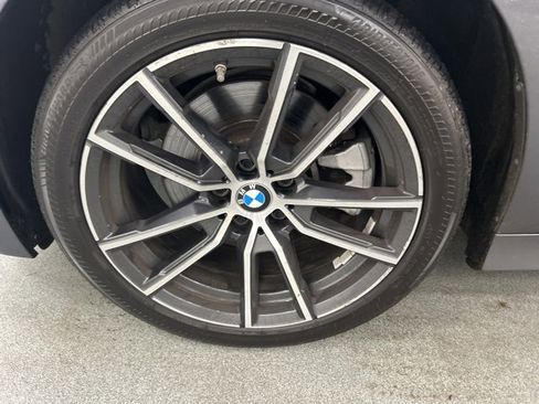 Used 2022 BMW 330i xDrive Sedan w/ Driving Assistance Package image 30