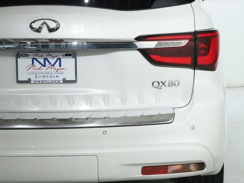 Used 2018 INFINITI QX80 2WD w/ Driver Assistance Package image 48