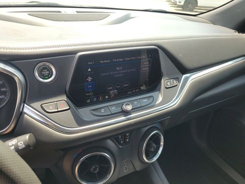 Used 2022 Chevrolet Blazer LT FWD image 29