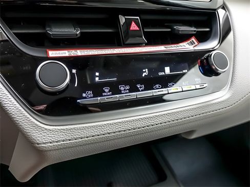 New 2026 Toyota Corolla Cross L image 19