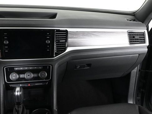 Certified 2023 Volkswagen Atlas Cross Sport SE w/ Black Wheel Package image 16