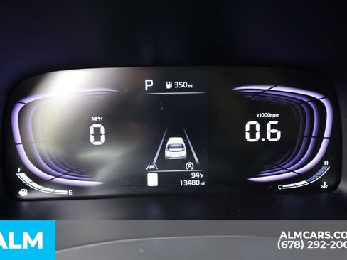 Used 2025 Kia Soul LX w/ LX Technology Package FWD image 37