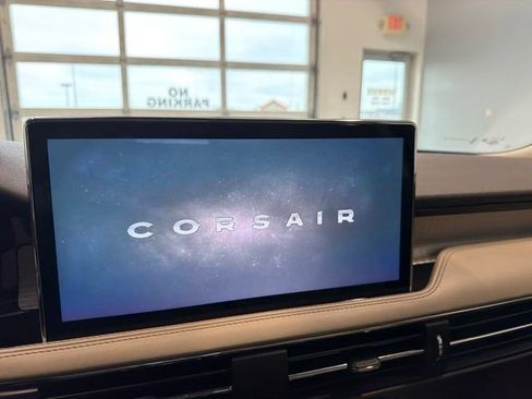 Used 2023 Lincoln Corsair AWD image 22