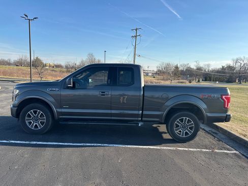 Used 2015 Ford F150 XLT w/ Equipment Group 301A Mid image 12