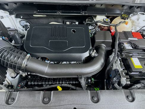 Used 2024 Chevrolet Blazer LT w/ Sound & Technology Package image 32