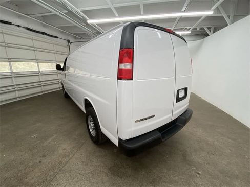 Used 2023 Chevrolet Express 2500 Extended w/ Driver Convenience Package image 4