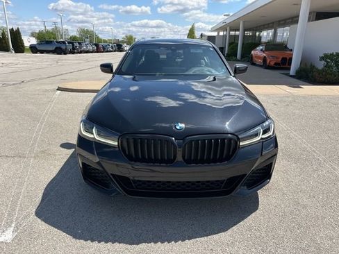 Used 2022 BMW 530i xDrive w/ M Sport Package AWD/4WD image 8