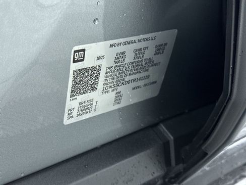 New 2026 Chevrolet Suburban LT w/ Comfort Package image 34