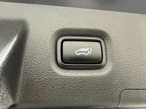 Used 2019 Hyundai Santa Fe SEL FWD image 36