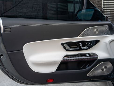 Used 2025 Mercedes-Benz AMG GT 63 image 12