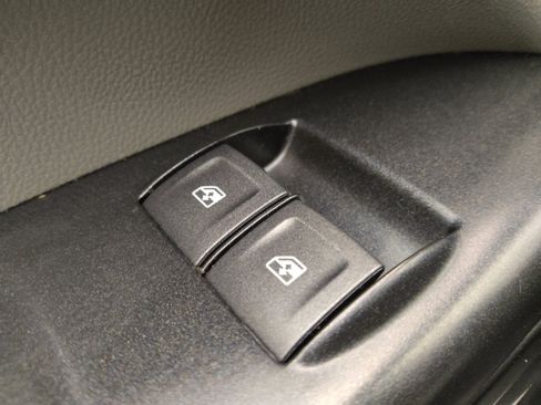 Used 2021 Chevrolet Colorado W/T w/ WT Convenience Package image 27