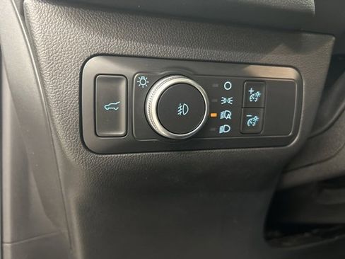 Used 2022 Ford Escape SEL w/ Technology Package image 15