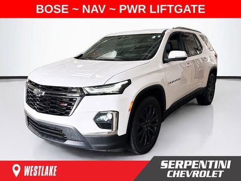 Used 2023 Chevrolet Traverse RS image 1