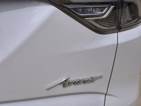 Used 2023 Buick Enclave Avenir w/ Avenir Technology Package FWD image 11