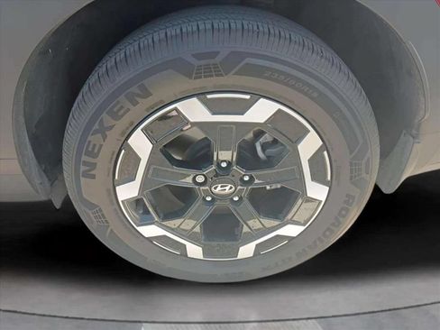 Used 2025 Hyundai Santa Fe SEL FWD image 10