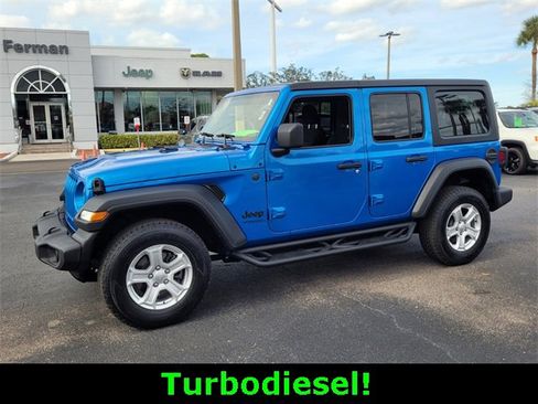 Certified 2022 Jeep Wrangler Unlimited Sport image 3