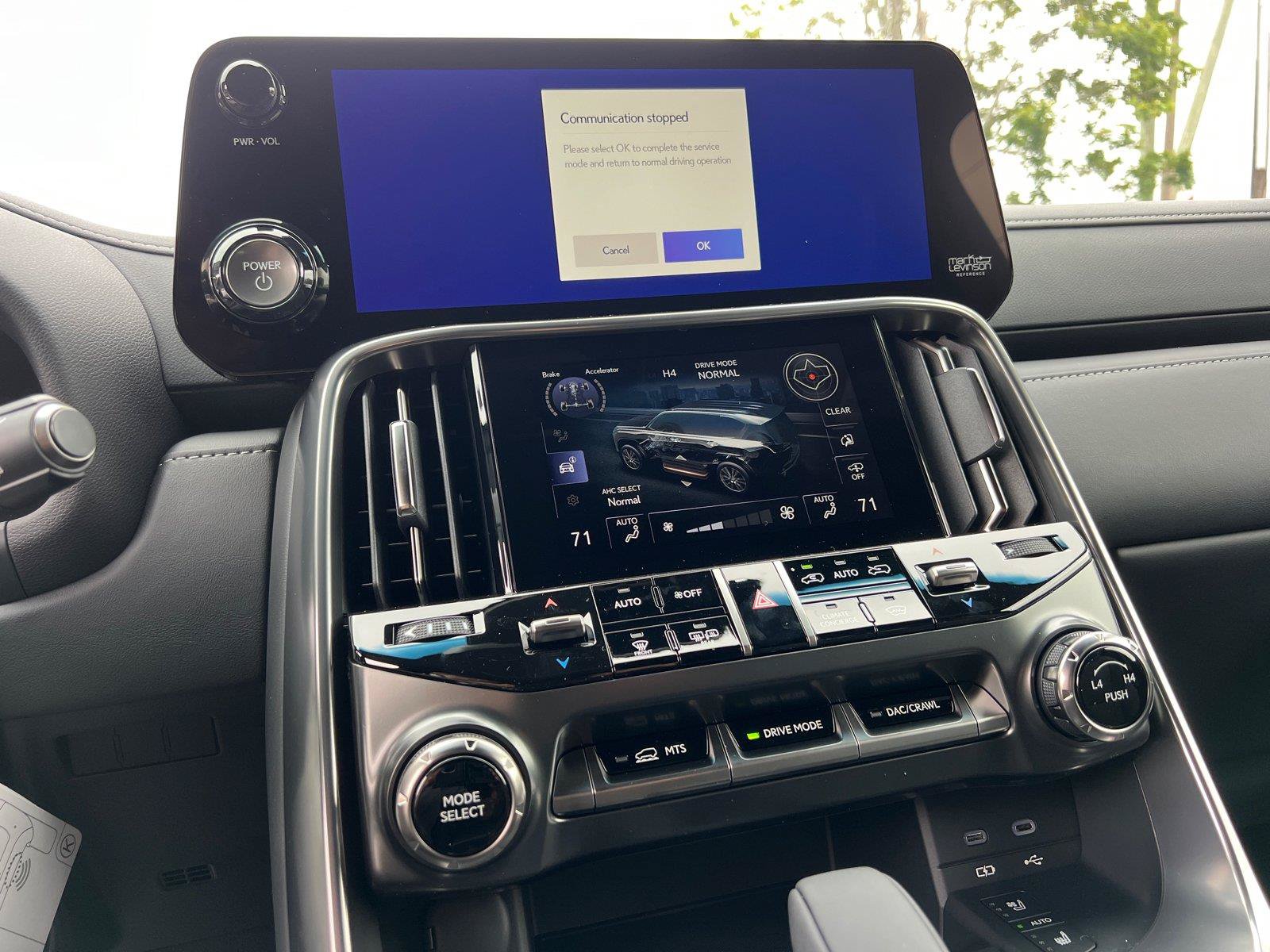 New 2026 Lexus LX 700h Luxury AWD/4WD image 21