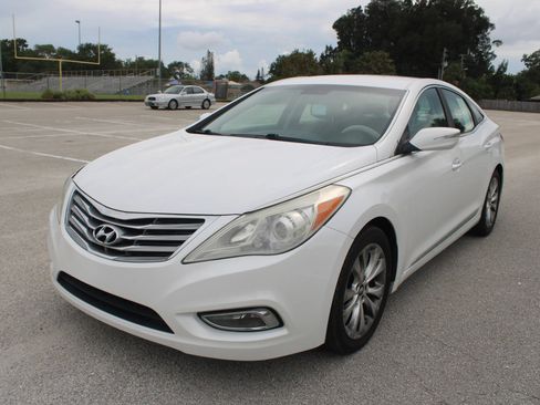 Used 2013 Hyundai Azera FWD image 34