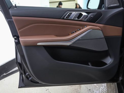 Certified 2023 BMW X5 xDrive40i w/ M Sport Package image 9