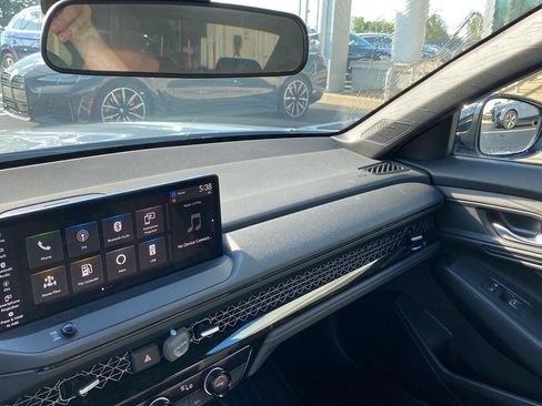 Used 2023 Honda Accord Sport image 10