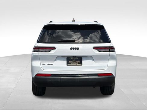 Used 2023 Jeep Grand Cherokee L Laredo AWD/4WD image 6