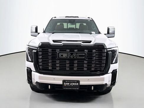 Used 2026 GMC Sierra 2500 Denali Ultimate AWD/4WD image 2