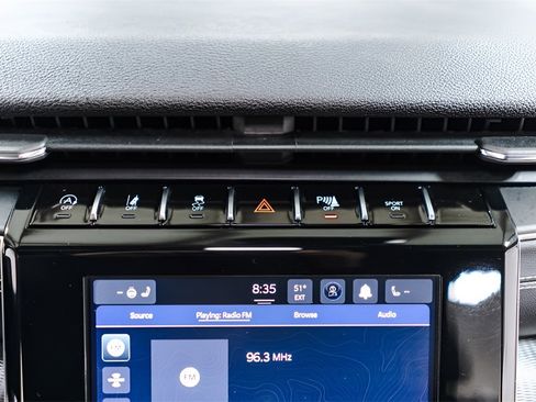 Used 2023 Jeep Grand Cherokee Altitude image 18