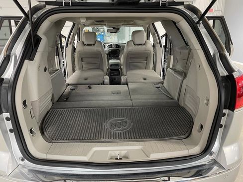 Used 2014 Buick Enclave Premium image 20