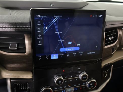 Used 2022 Ford Expedition Max Limited image 7