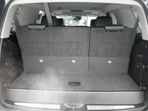 Used 2018 Chevrolet Tahoe Premier image 32