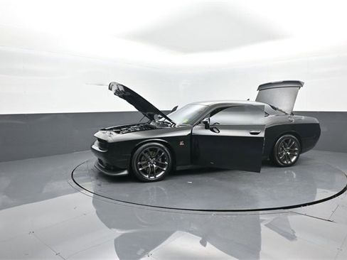 Used 2022 Dodge Challenger R/T Scat Pack image 34