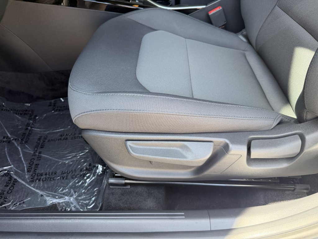 Used 2025 Kia Niro LX FWD image 28