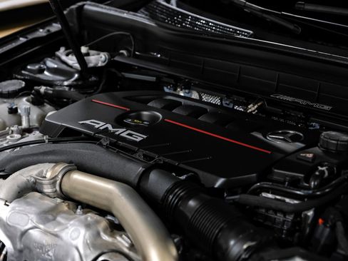 Used 2024 Mercedes-Benz GLB 35 AMG 4MATIC image 48