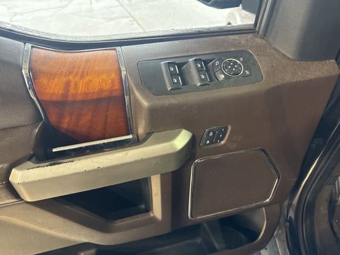 Used 2019 Ford F150 King Ranch w/ Equipment Group 601A Luxury image 20