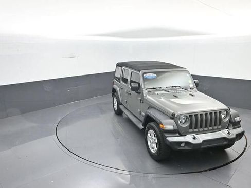 Used 2019 Jeep Wrangler Unlimited Sport S AWD/4WD image 27