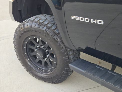 Used 2014 GMC Sierra 2500 SLE w/ SLE Preferred Package AWD/4WD image 43