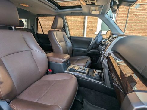 Used 2022 Toyota 4Runner Limited AWD/4WD image 11