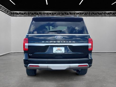 Used 2023 Ford Expedition XLT RWD image 6