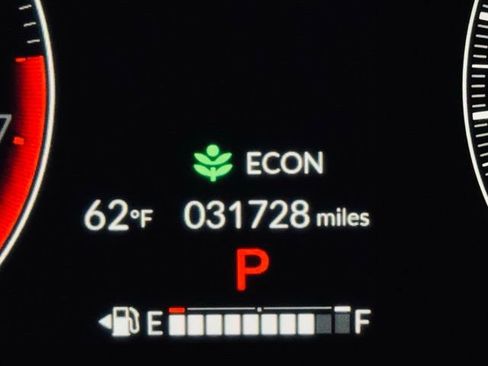 Used 2024 Honda Pilot Touring image 33