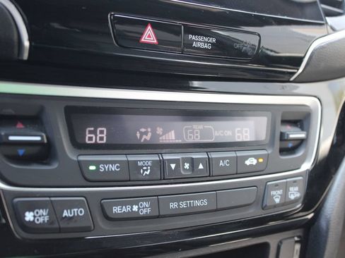 Used 2019 Honda Passport Touring image 11