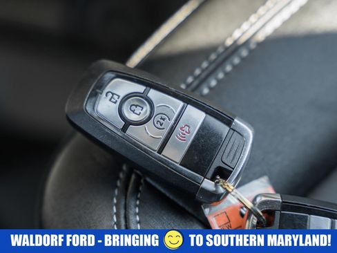 Used 2025 Ford Bronco Badlands image 45