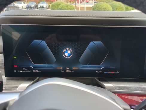 New 2025 BMW 740i w/ Executive Package image 22