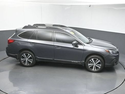 Used 2018 Subaru Outback 3.6R Limited AWD/4WD image 50