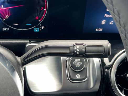 New 2026 Mercedes-Benz GLB 250 image 23