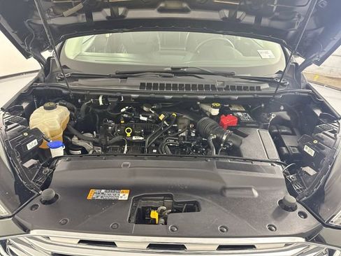 Used 2024 Ford Edge Titanium image 28
