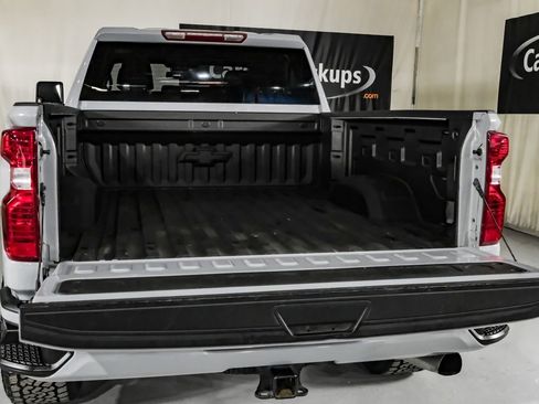 Used 2024 Chevrolet Silverado 2500 LT image 56